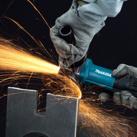 Hình ảnh thi công cùng máy mài góc Makita 9556HP